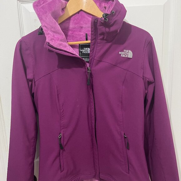 North Face Jacket - Picture 1 of 3
